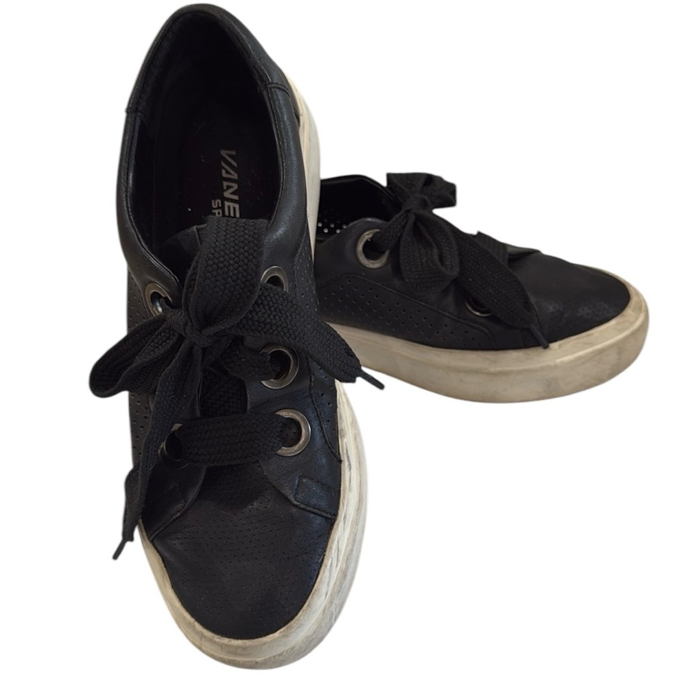 Vanelli leather black tennis shoes size 7.5
